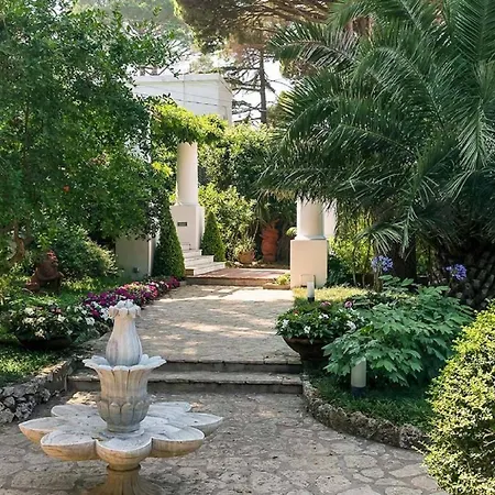 Amazing In This Incredible Place Capri